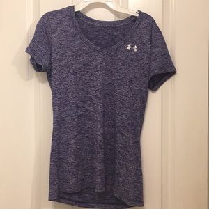WOMENS SHORT SLEEVE UNDER ARMOUR T-SHIRT